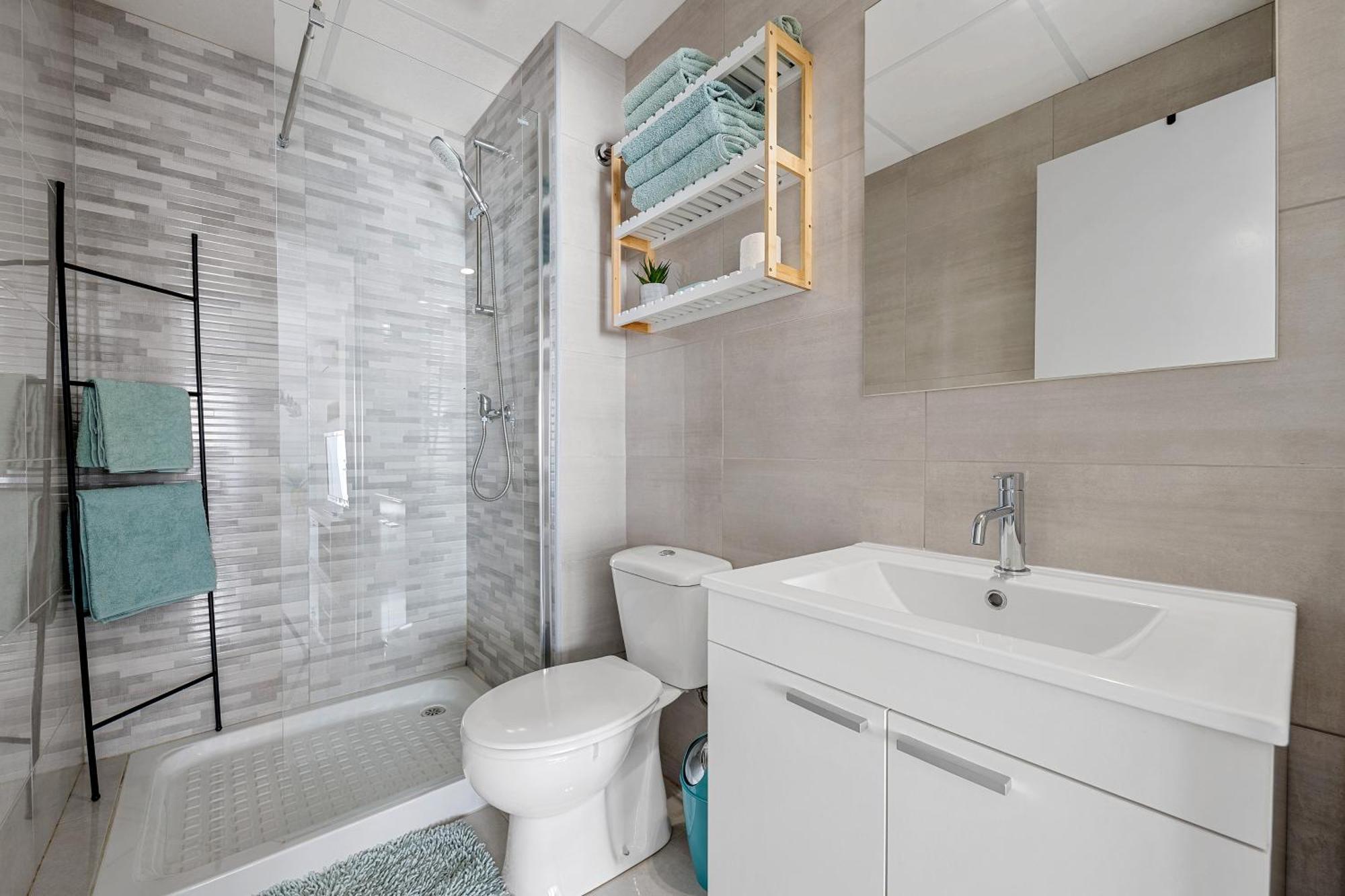 Casa Amorosa Apartment - Close To Beach, City Centre And Bus Station Торевьиа Экстерьер фото